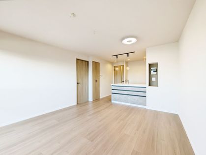 グランコート大久保Ⅱセントラルアベニュー リビング