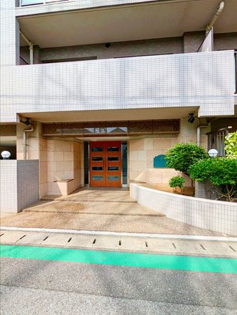 ベルメゾン幕張本郷 エントランス エントランス