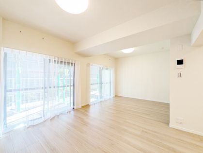 ライオンズマンション船橋飯山満台 2番館 リビング