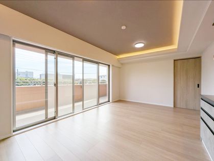 パークグランディエデナブライトコート リビング