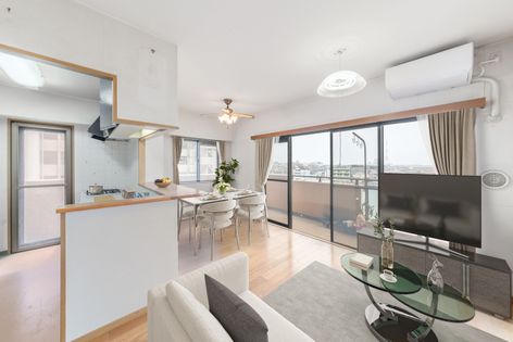 セレナハイム津田沼アブリール リビング