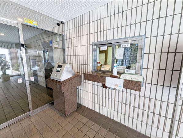 ライオンズマンション津田沼第2 エントランス ライオンズマンション津田沼第2 エントランス