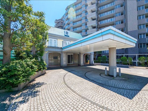 ライオンズガーデン谷津フレグランスヒル エントランス