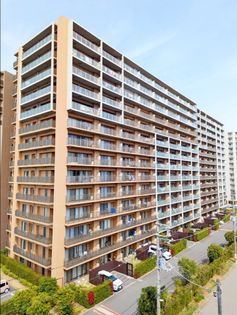 ユトリシア 五番街 外観