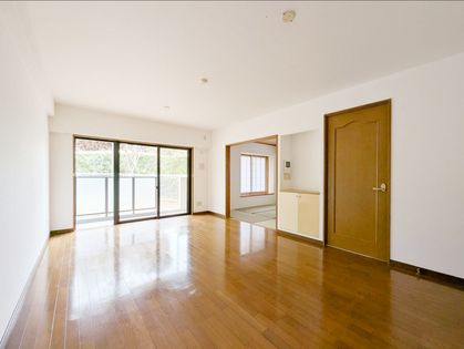 ローヤルシティ実籾 リビング