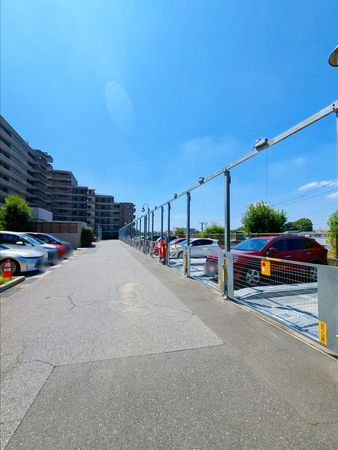 グラン津田沼ヒルズ 駐車場