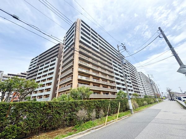 ユトリシア 五番街 外観 ユトリシア 五番街 外観