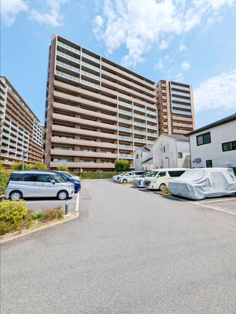 ユトリシア 壱番街 外観 ユトリシア 壱番街 外観