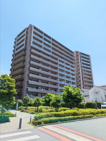 ユトリシア 壱番街 外観 ユトリシア 壱番街 外観