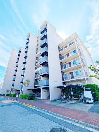 津田沼アカシアハイツ 2号棟 外観 津田沼アカシアハイツ 2号棟 外観