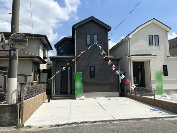美郷台2丁目新築戸建 E号棟 前面道路含む外観 美郷台2丁目新築戸建 E号棟 前面道路含む外観