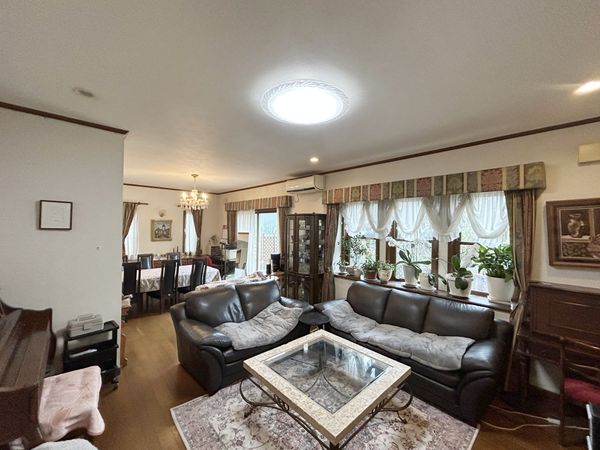 安食台2丁目戸建 リビング 安食台2丁目戸建 リビング