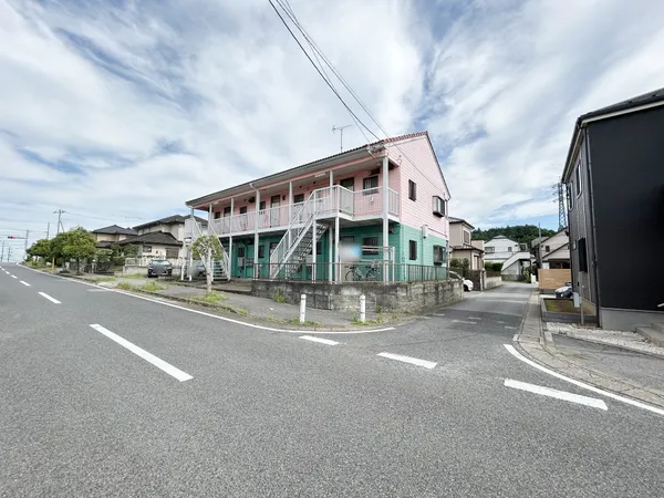 敷地面積約１０１．９坪