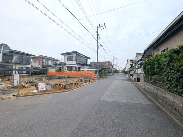 高浜6丁目新築戸建 2号棟 前面道路含む外観