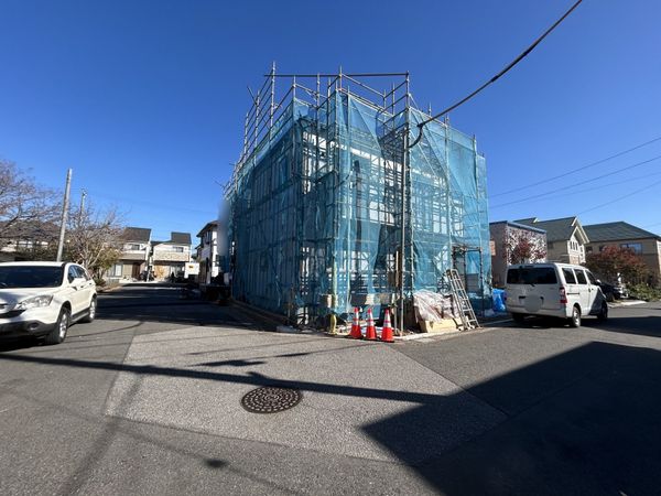 磯辺2丁目新築戸建 前面道路含む外観 磯辺2丁目新築戸建 前面道路含む外観