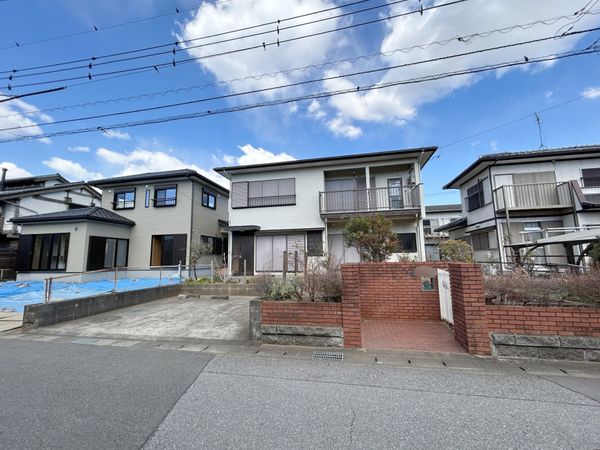 磯辺3丁目新築戸建 前面道路含む外観