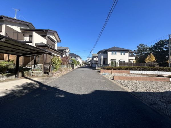 磯辺7丁目新築戸建 1号棟 前面道路含む外観 磯辺7丁目新築戸建 1号棟 前面道路含む外観