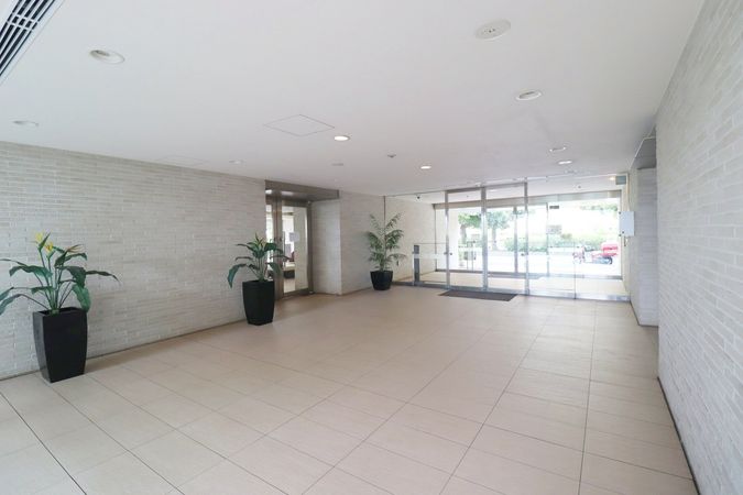 プレミスト稲毛海岸 エントランス