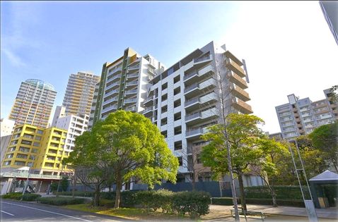 グランパティオス公園東の街 3番館 外観