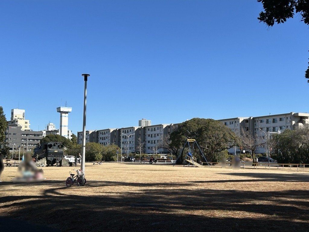 稲毛海岸3丁目団地 11号棟 稲岸公園(約300m) 稲岸公園(約300m)