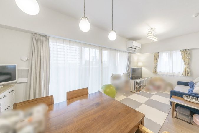 ヴェレーナシティパレ・ド・マリナージュ リビング