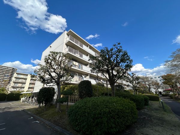 住友第二検見川ハウス 2号棟 外観 住友第二検見川ハウス 2号棟 外観