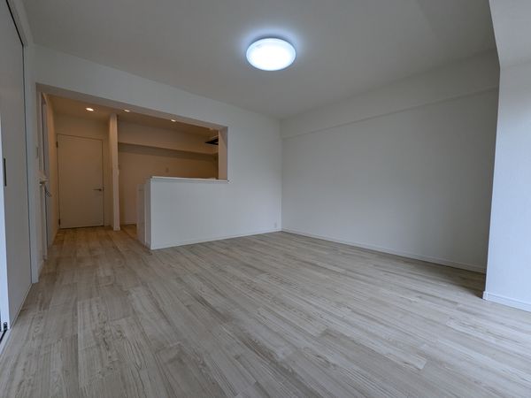東建検見川マンション リビング 東建検見川マンション リビング