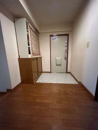幕張ハウス 玄関