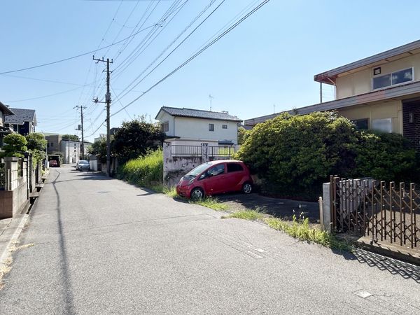 前面道路含む外観