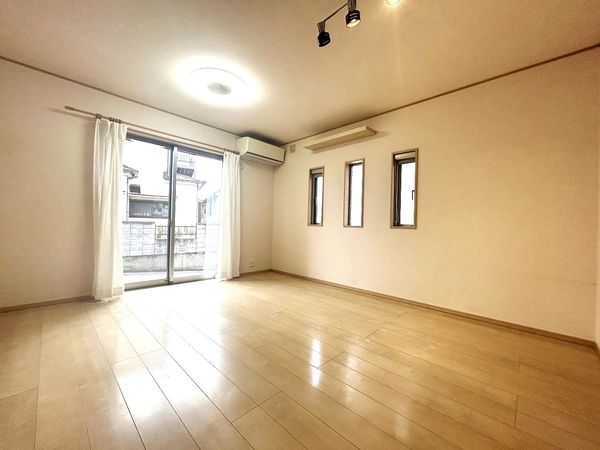 船橋市飯山満町3丁目 戸建 リビング