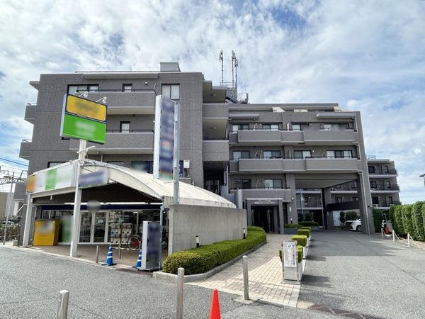 グローリア初穂薬園台ステーションプラザ 外観