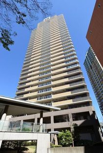 セントラルパーク・ウエストシータワー 外観