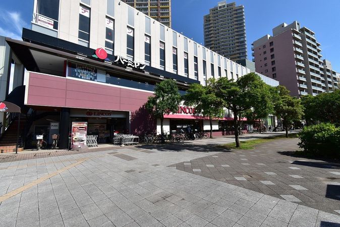 幕張ベイタウングリーナB棟 リンコス幕張ベイタウン(約840m) 幕張ベイタウングリーナB棟 リンコス幕張ベイタウン(約840m)