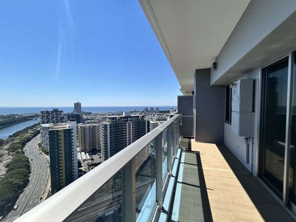 幕張ベイパーク ライズゲートタワー バルコニー