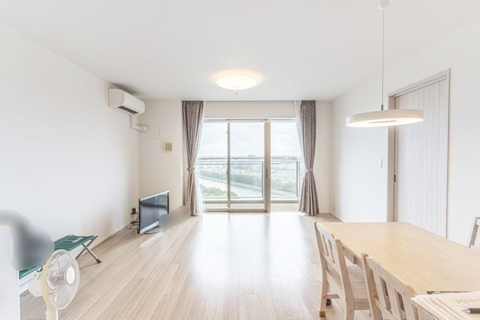 THE幕張BAYFRONT TOWER&RESIDENCE リビング THE幕張BAYFRONT TOWER&RESIDENCE リビング