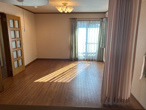 行徳駅前3丁目 戸建 リビング 行徳駅前3丁目 戸建 リビング