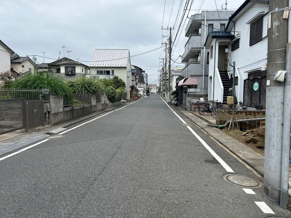 欠真間2丁目 新築戸建 前面道路含む外観