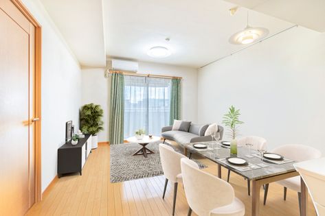 ロイヤルシャトー幕張本郷フロントスクエア リビング