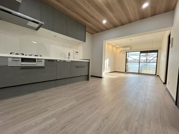 ライオンズマンション市川本八幡 リビング