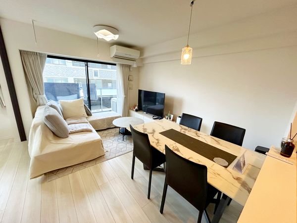 エクセレントシティ市川妙典 リビング エクセレントシティ市川妙典 リビング