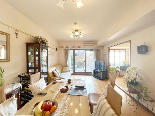 ルイシャトレ市川妙典 リビング リビング