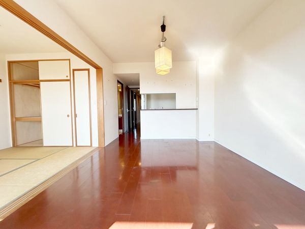 クレストシティタワーズ浦安 ブライトウィング棟 リビング