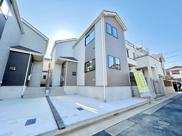 市川市原木4丁目新築戸建 A号棟 前面道路含む外観