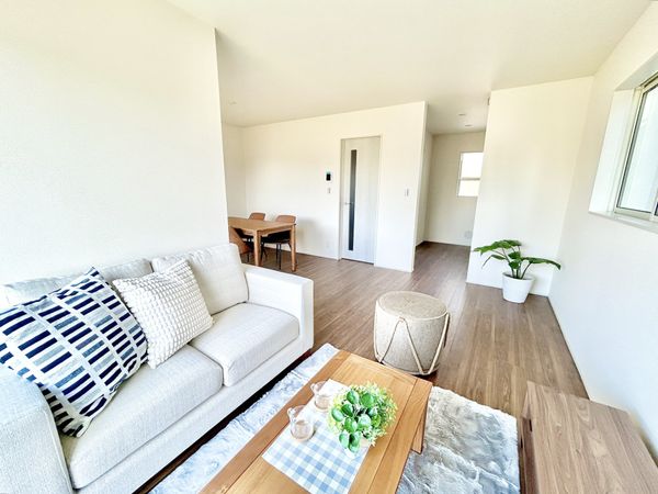 市川市原木4丁目新築戸建 2号棟 リビング