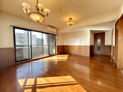 レーベンハイム西船橋クールスクエア リビング