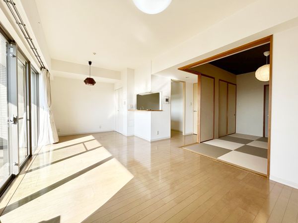 ライオンズマンション原木中山駅前 リビング ライオンズマンション原木中山駅前 リビング