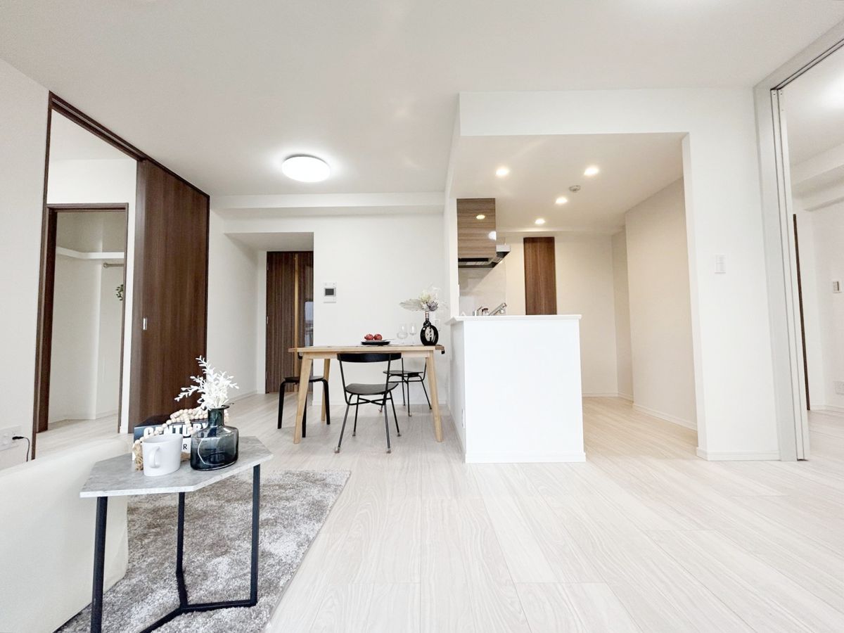 エクセレントシティ原木中山Ⅱザ・プレイス リビング リビング