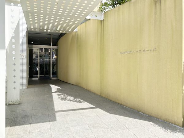 西船橋駅前パーク・ホームズ エントランス