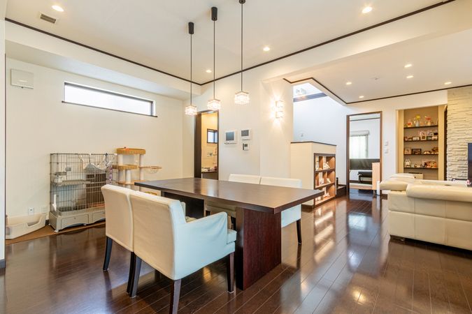 市川市東菅野1丁目 戸建 リビング