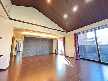 本北方1丁目 戸建 リビング
